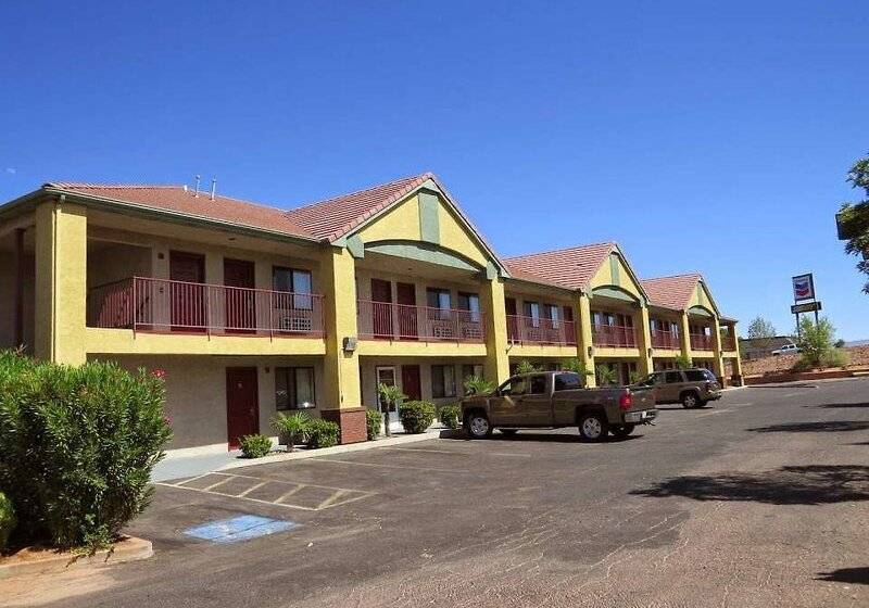 فندق Americas Best Inn & Suites Saint George