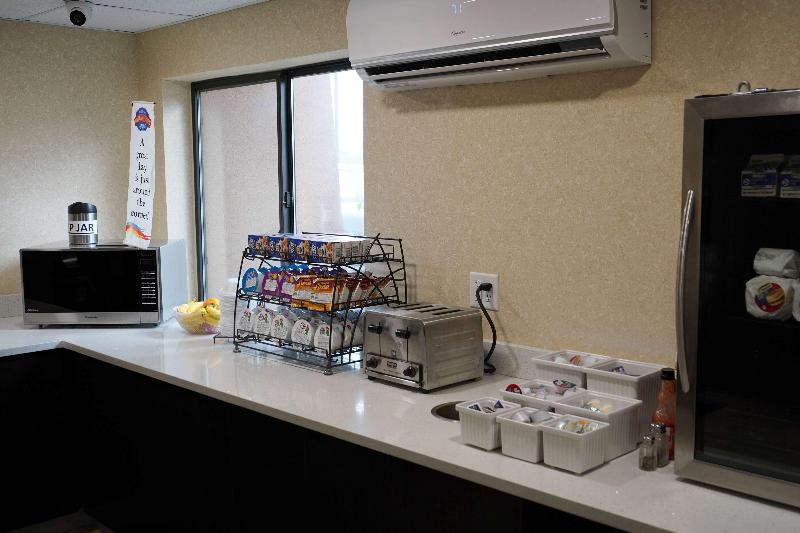 هتل Baymont By Wyndham Bridgeport/frankenmuth