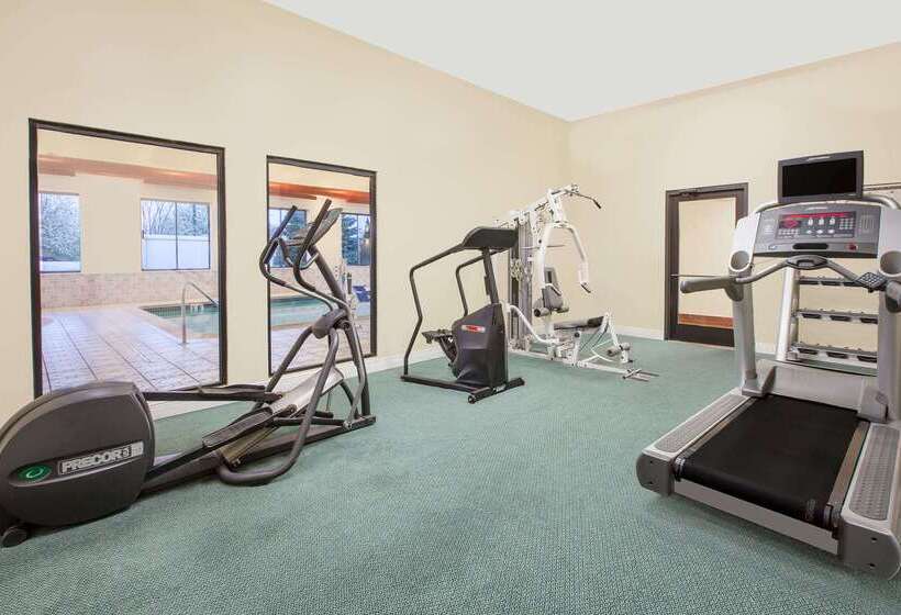 هتل Red Roof Inn Flint