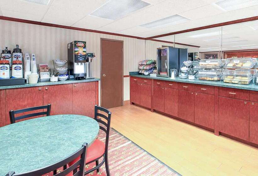 هتل Red Roof Inn Flint