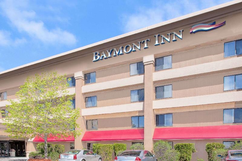 Hotel Baymont By Wyndham Flint