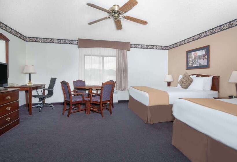 هتل Baymont By Wyndham La Crosse/onalaska