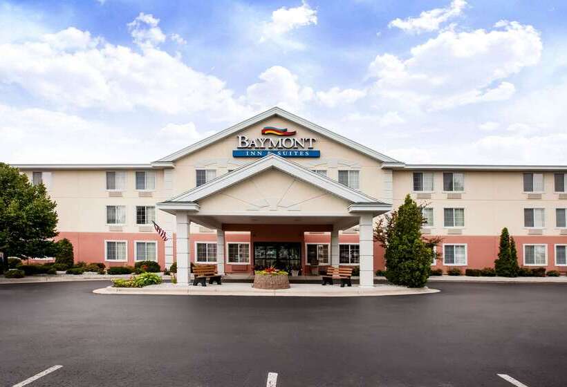 Hotel Baymont By Wyndham Mackinaw City