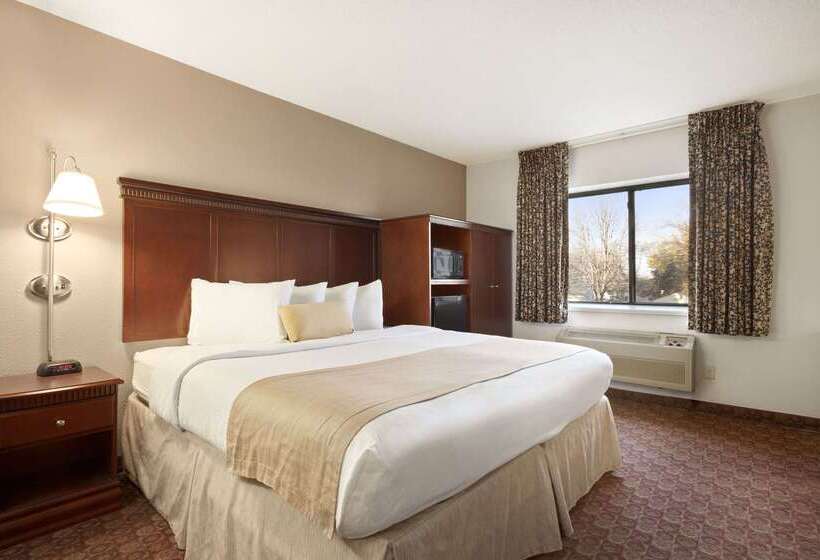 Hotel Baymont By Wyndham Sioux Falls