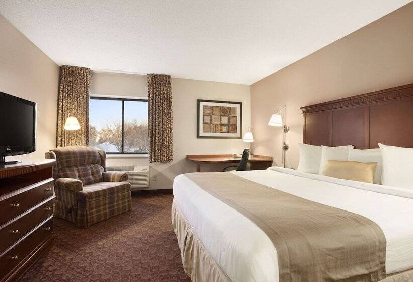 هتل Baymont By Wyndham Sioux Falls