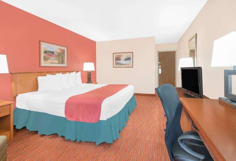 هتل Baymont By Wyndham Springfield South Hwy 65