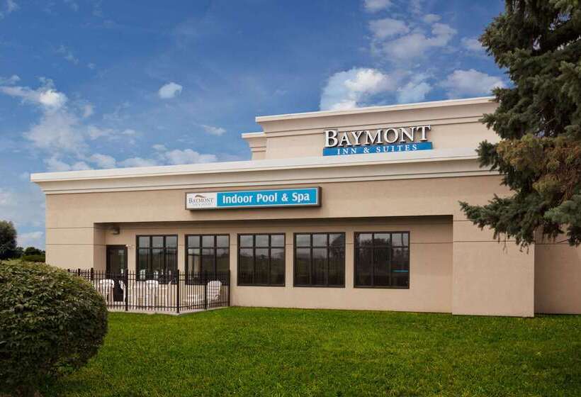 בית מלון כפרי Baymont By Wyndham St. Joseph/stevensville