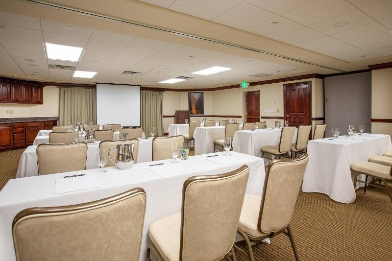 Отель Beaver Creek Lodge, Autograph Collection