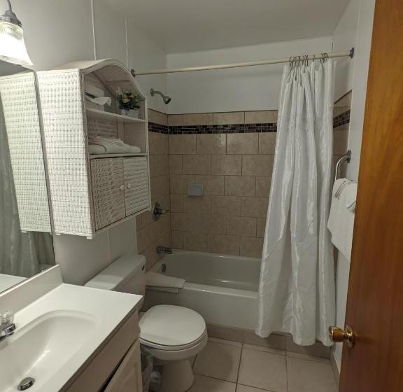 فندق Bennington Motor Inn