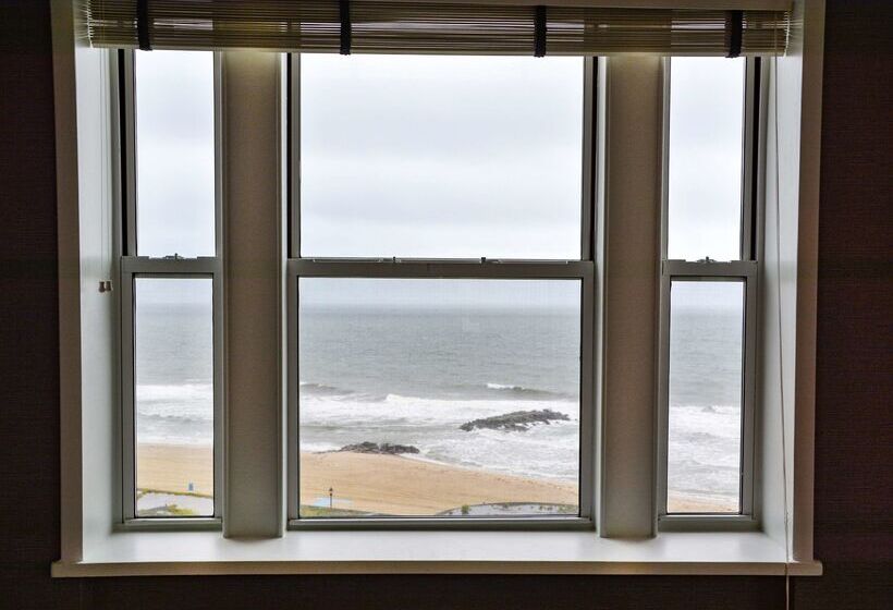 בית מלון כפרי Berkeley Oceanfront