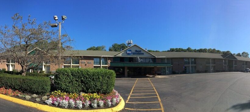בית מלון כפרי Best Western Clifton Park