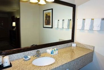هتل Best Western Grande River Inn & Suites