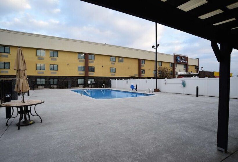 هتل Best Western Huntsville