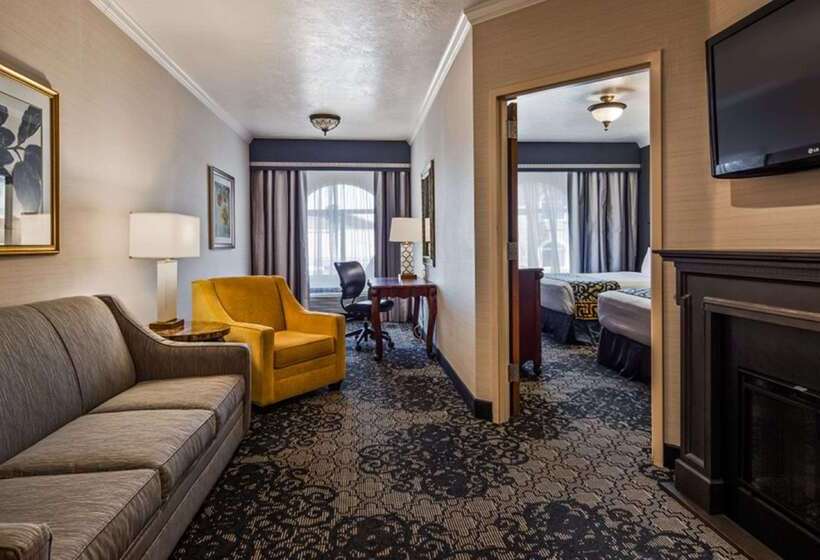 هتل Best Western Plus Abbey Inn