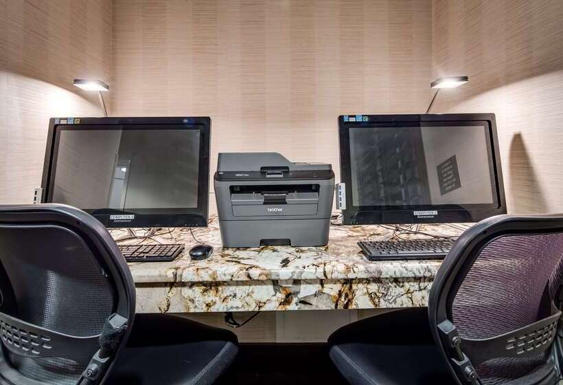 هتل Best Western Plus Abbey Inn