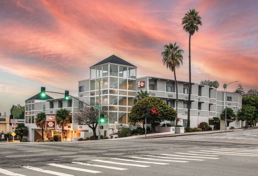 هتل Best Western Plus All Suites Inn