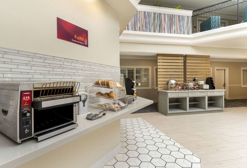 هتل Best Western Plus All Suites Inn