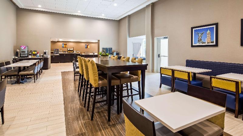 בית מלון כפרי Best Western Plus Chelmsford Inn