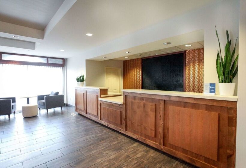 בית מלון כפרי Best Western Plus Cottontree Inn