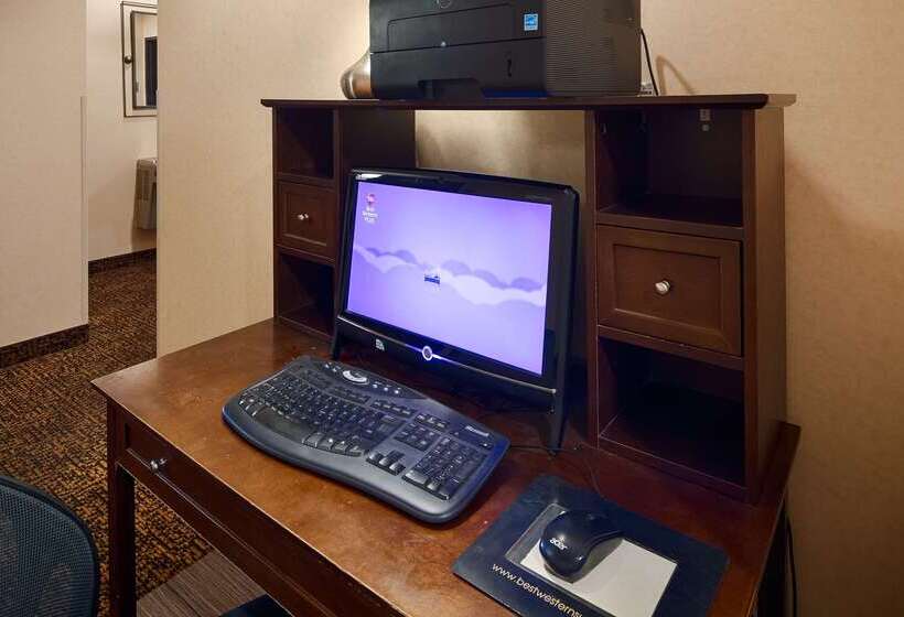 ホテル Best Western Plus Executive Inn