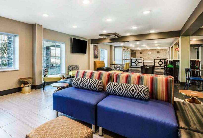 هتل Comfort Inn Airport