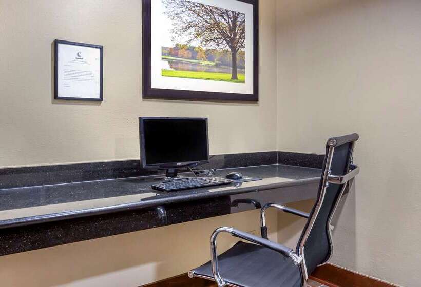 فندق Comfort Inn Hoffman Estates  Schaumburg