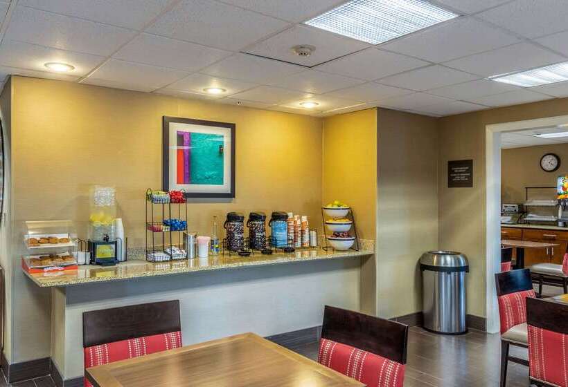 هتل Comfort Inn