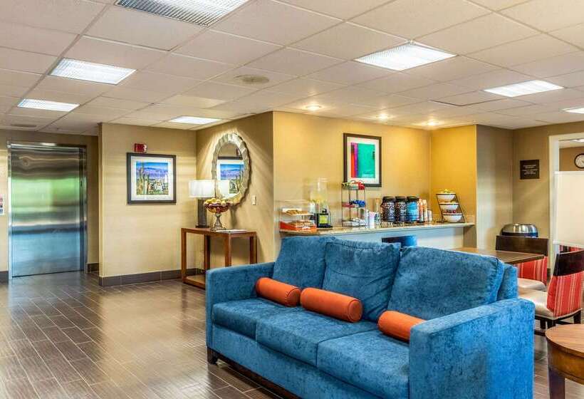 هتل Comfort Inn