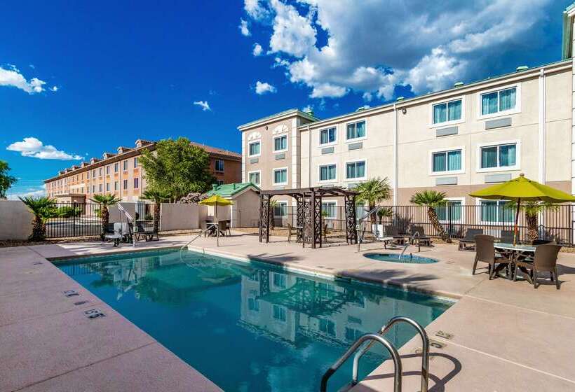 هتل Comfort Inn