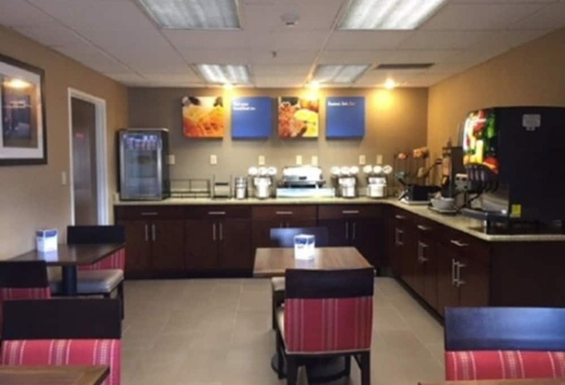 هتل Comfort Inn