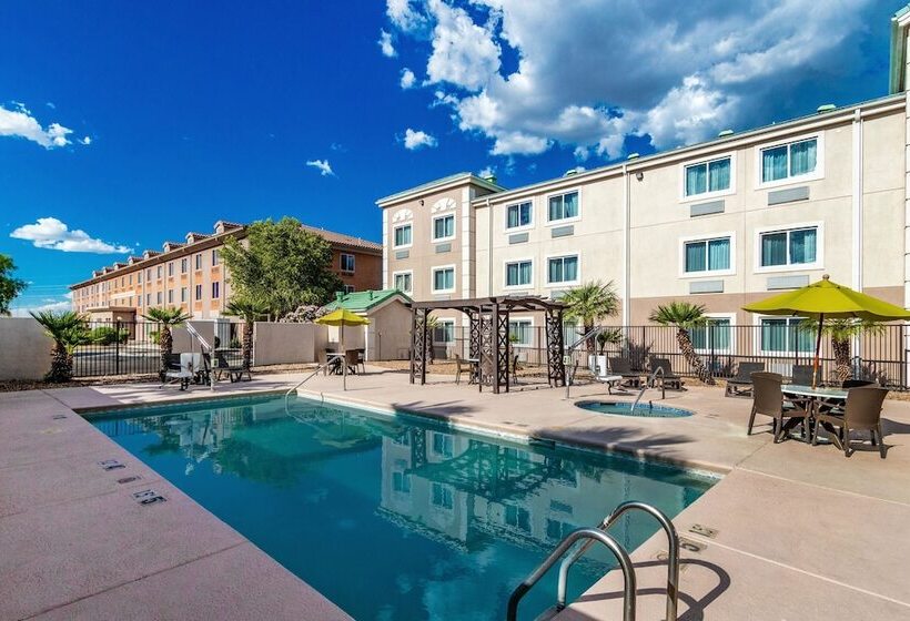 هتل Comfort Inn