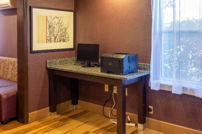 هتل Comfort Inn West Valley  Salt Lake City South