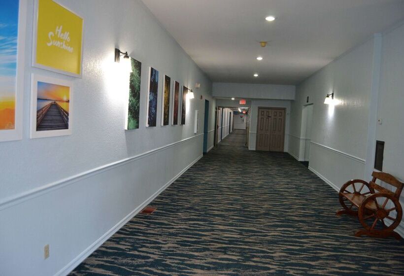 酒店 Days Inn And Suites By Wyndham Sikeston