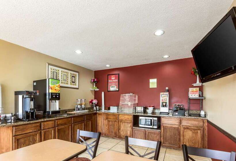 酒店 Econo Lodge Inn & Suites