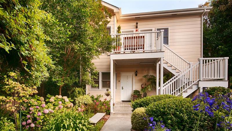 هتل Elm House Inn