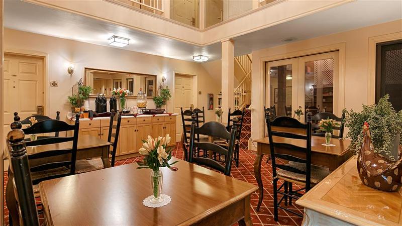 هتل Elm House Inn