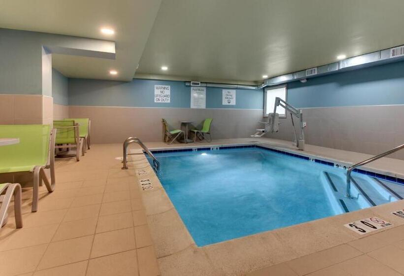 호텔 Holiday Inn Express Pittston  Scranton Airport, An Ihg