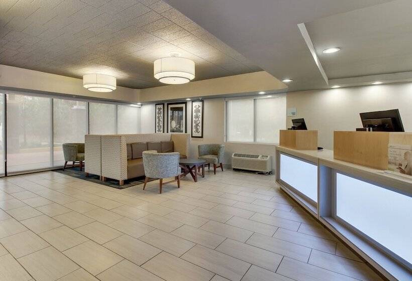 호텔 Holiday Inn Express Pittston  Scranton Airport, An Ihg