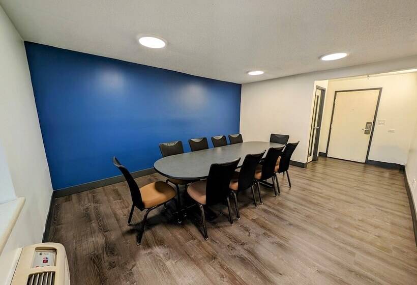 酒店 La Quinta Inn By Wyndham Chicago Willowbrook