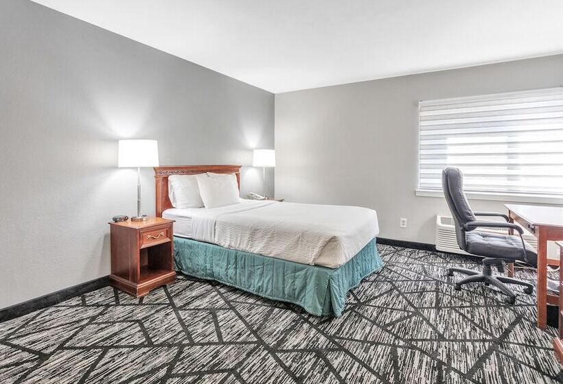 בית מלון כפרי La Quinta Inn By Wyndham Cleveland Independence