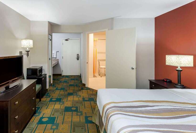 酒店 La Quinta Inn By Wyndham Sheboygan