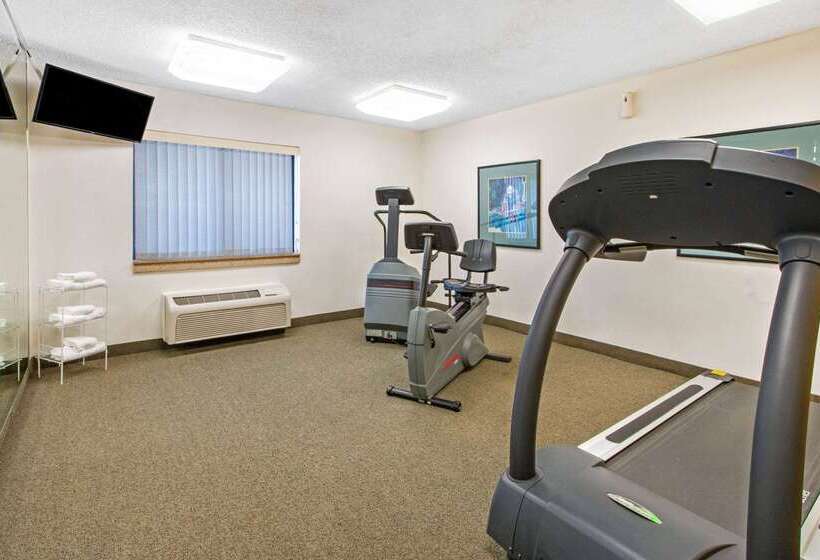 هتل La Quinta By Wyndham Albuquerque Journal Ctr Nw