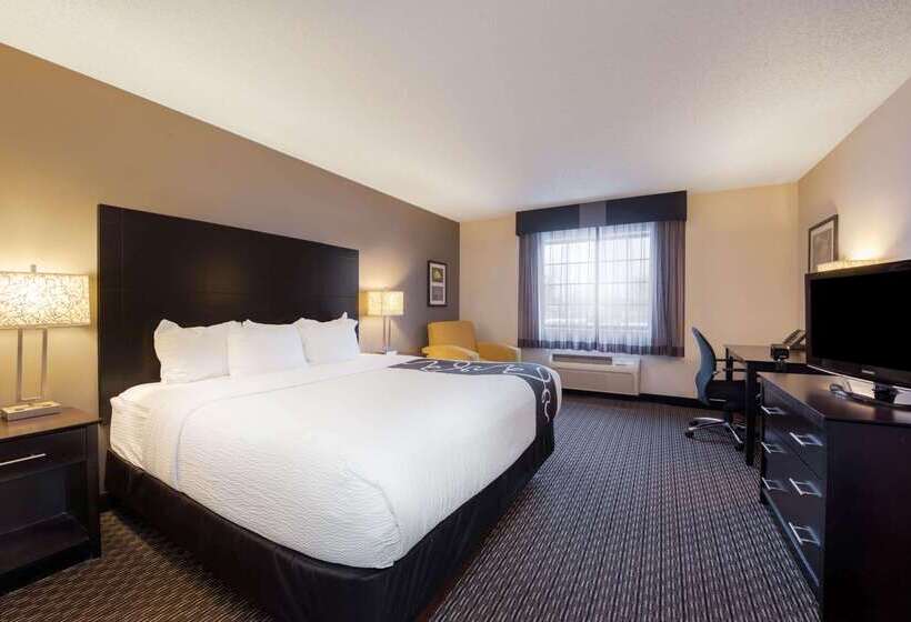 ホテル La Quinta Inn & Suites By Wyndham Cleveland Macedonia