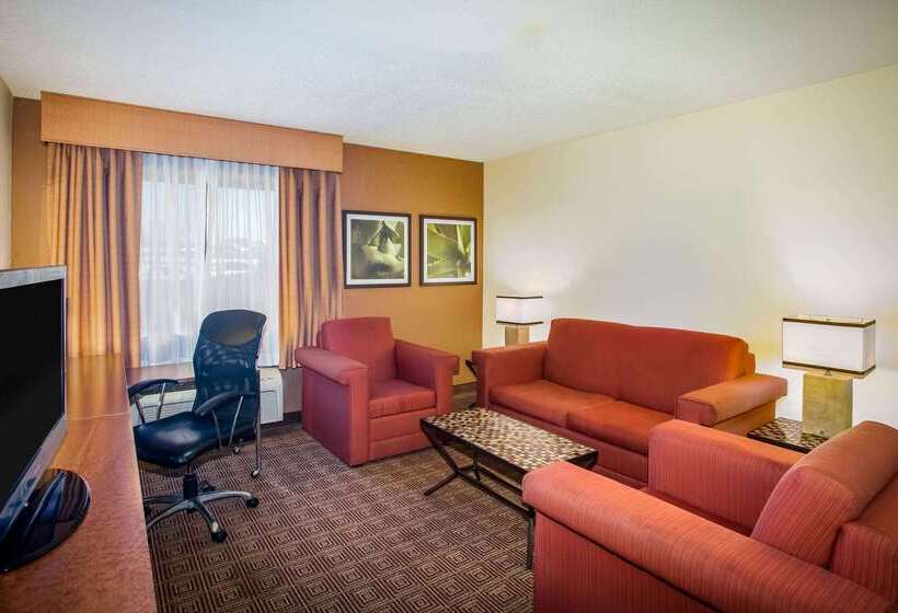ホテル Baymont By Wyndham Columbia, Mo