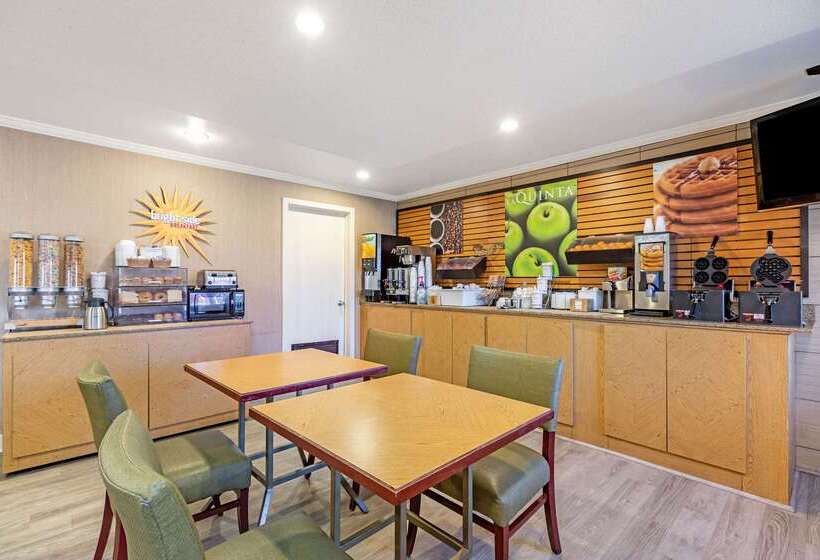 هتل La Quinta By Wyndham El Paso East
