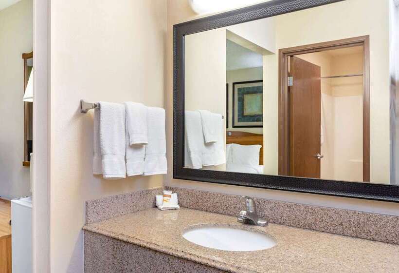 هتل La Quinta By Wyndham El Paso East