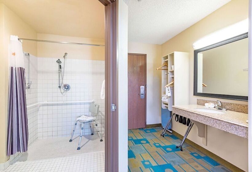 هتل La Quinta By Wyndham El Paso East