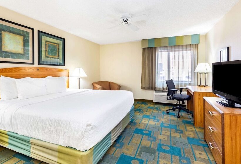 هتل La Quinta By Wyndham El Paso East