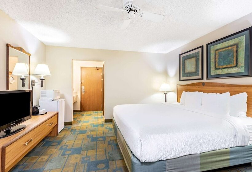 هتل La Quinta By Wyndham El Paso East