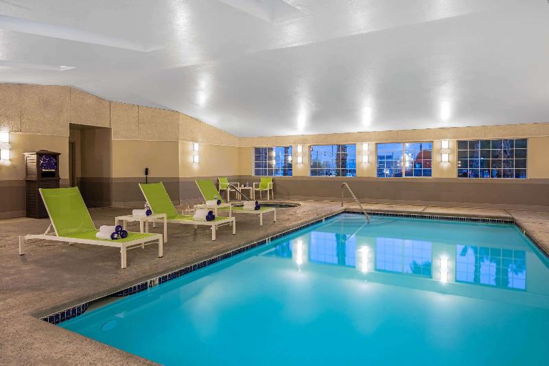 Fotos del hotel La Quinta Inn &amp; Suites By Wyndham Las Vegas Nellis:  24